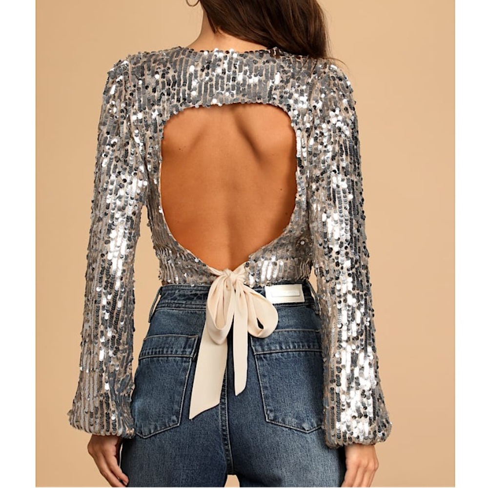 LULU’S Sure To Stun Sparkling Sequin Surplice Tie-Back Party Top MEDIUM